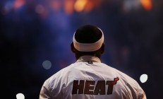 开云体育官方网站-黄喜灿闪耀！个人能力完全展现，切尔西与曼联激战中的亚洲之光