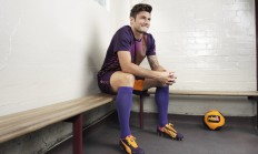 开云体育官网-末节风暴，鹈鹕新星闪耀，季后赛门票争夺战击沉快船