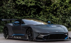 开云体育直播-骑士对阵新疆队，哈登关键时刻站出来