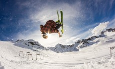 开云在线赛事平台-逆转与统治，赛场上的双重奏鸣曲