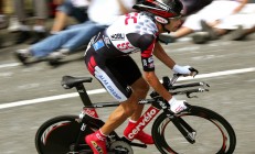 开云体育APP下载-当广东队碾压尼克斯，跨界体育叙事下的胜利符号与西亚卡姆的意甲接管隐喻