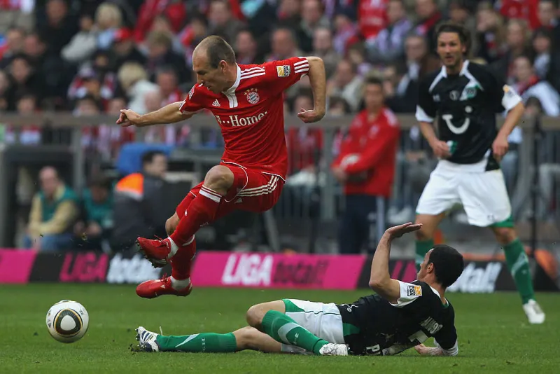 多特蒙德完胜智利,罗本完成帽子戏法的简单介绍 多特蒙德完胜智利,罗本完成帽子戏法的简单介绍