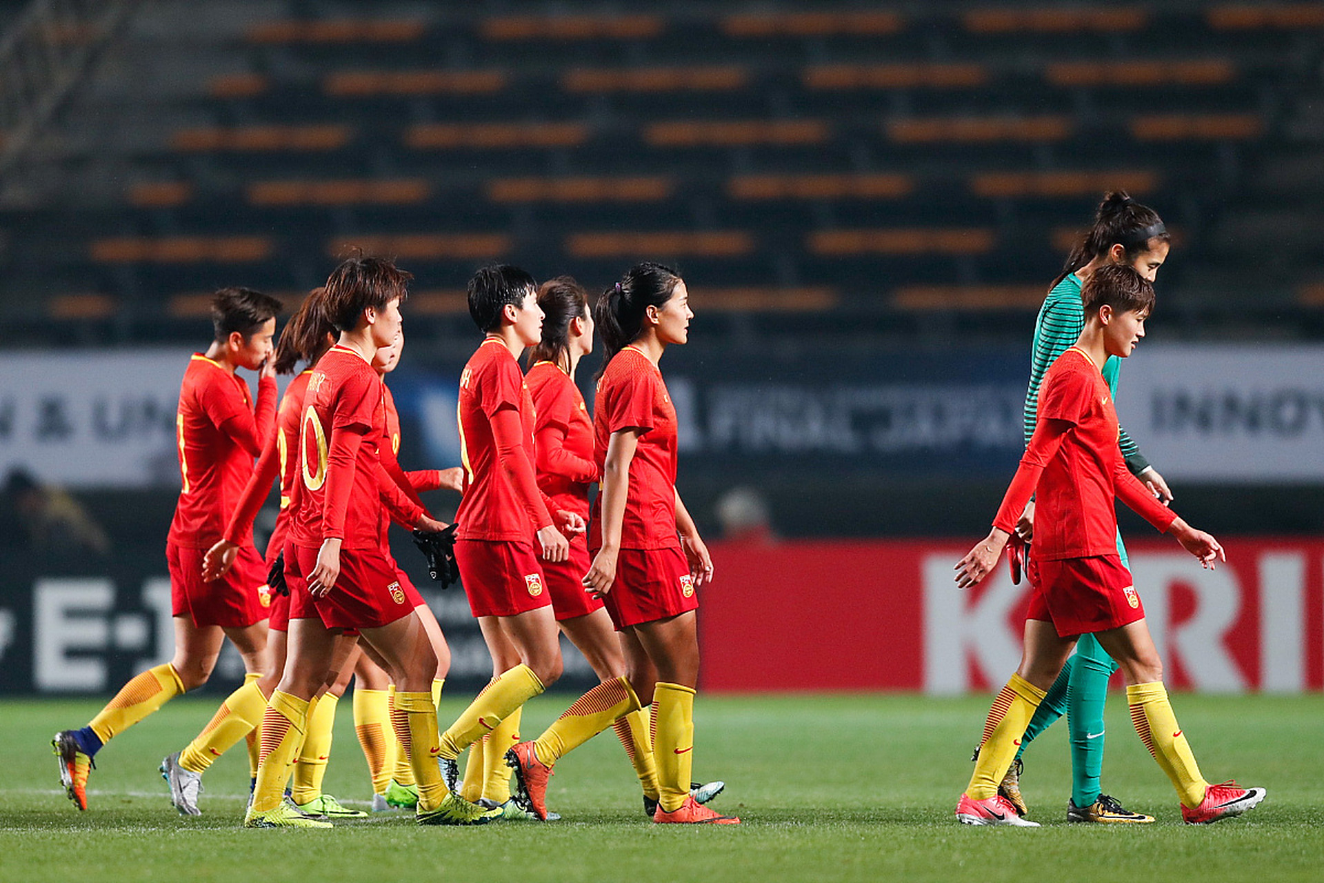 包含热身赛取胜,中国女足队员信心满满备战的词条 包含热身赛取胜,中国女足队员信心满满备战的词条