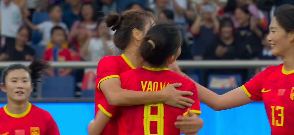 包含热身赛取胜,中国女足队员信心满满备战的词条 包含热身赛取胜,中国女足队员信心满满备战的词条