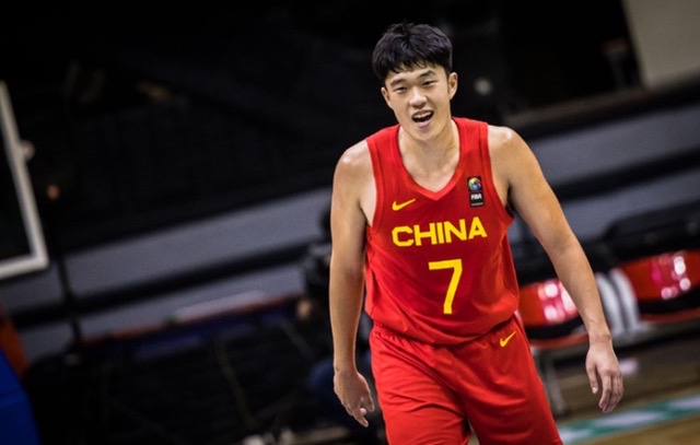 包含塞尔维亚队员奋力一搏，取得胜利的词条