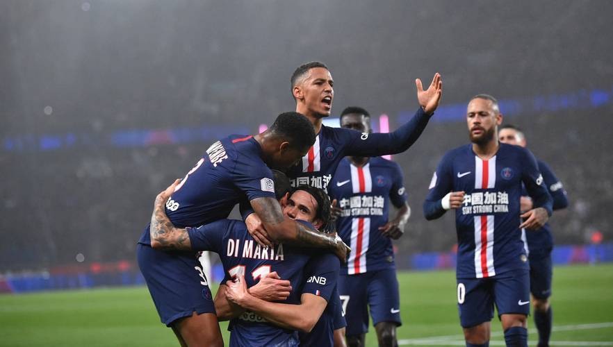 精彩对决震撼赛场，球员表现令人瞩目的简单介绍