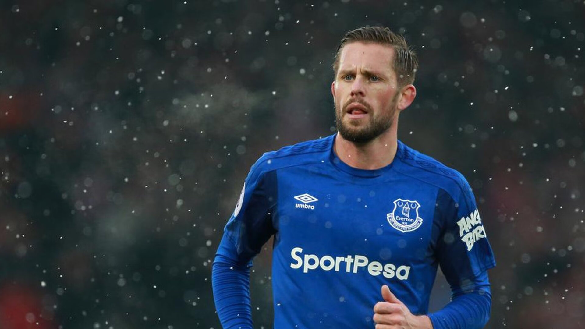 冰岛奇迹再现，莱奥爆发，最后时刻绝杀荷兰