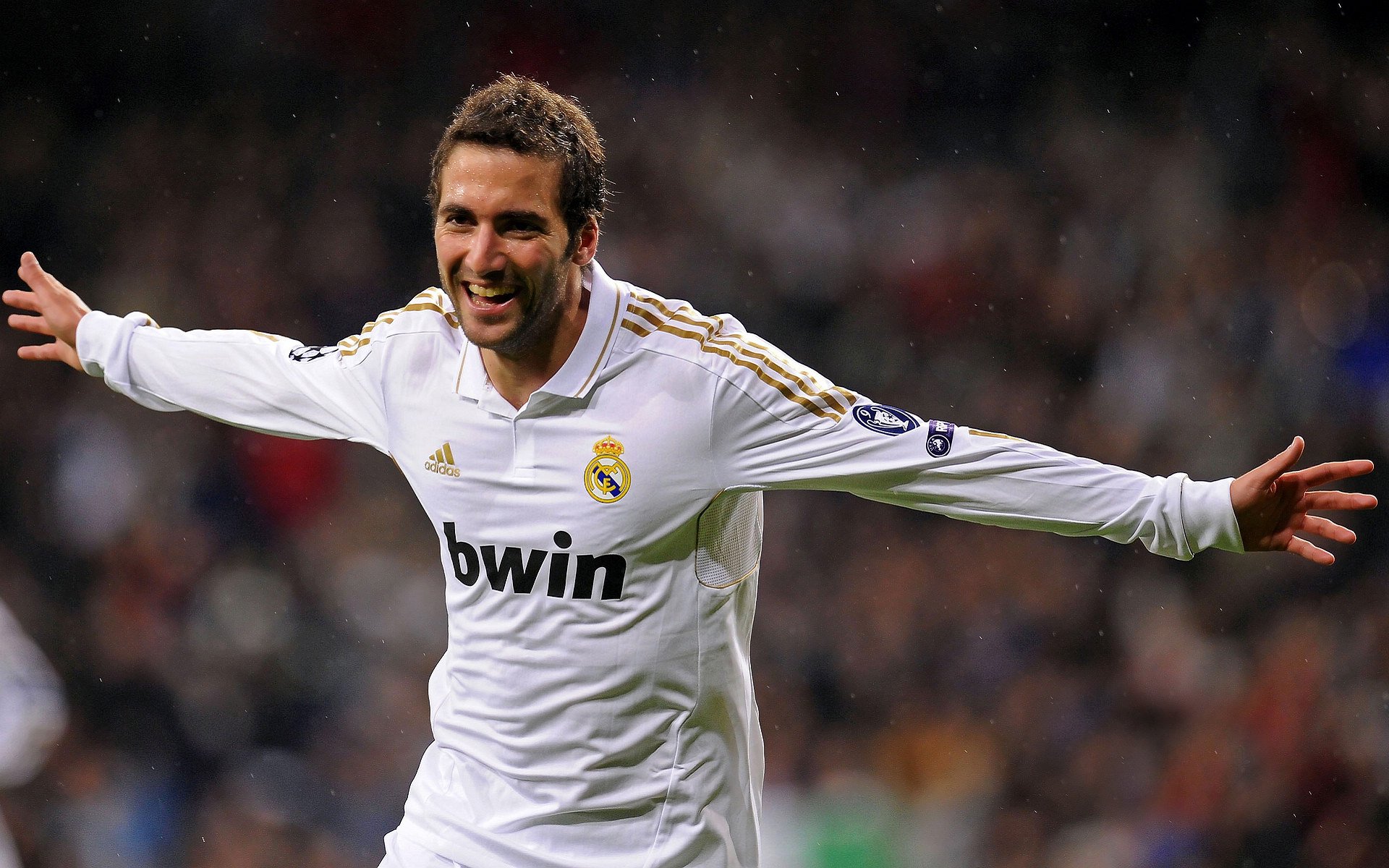 从盐湖城到深圳,米切尔用实力跨越质疑,雷霆成最佳背景板